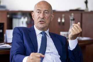 Stříž: Zmrazení platů soudců je neústavní - Novinky